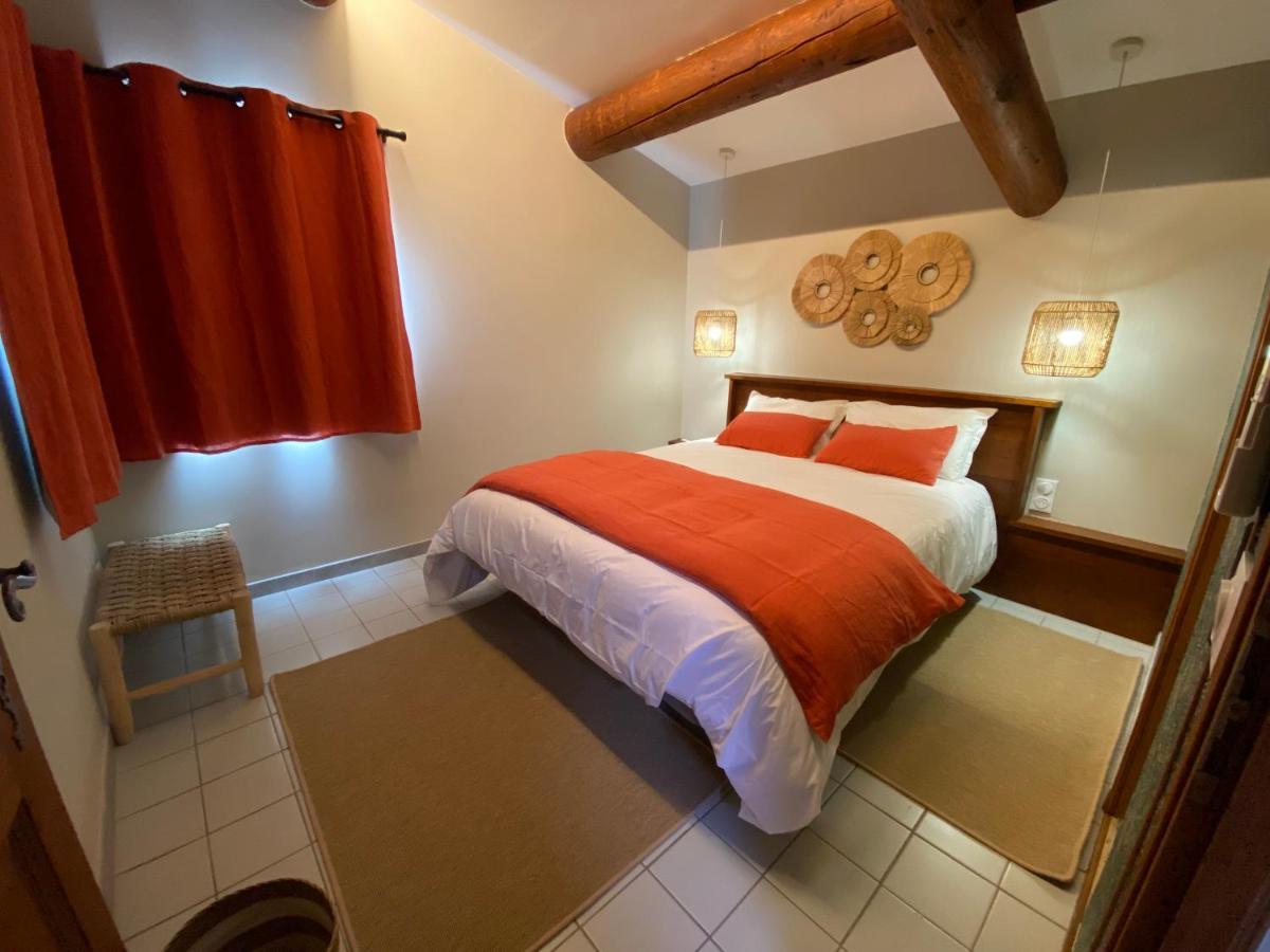 Drome Provencale Maison Familiale Calme Dans Village Valreas Exterior photo
