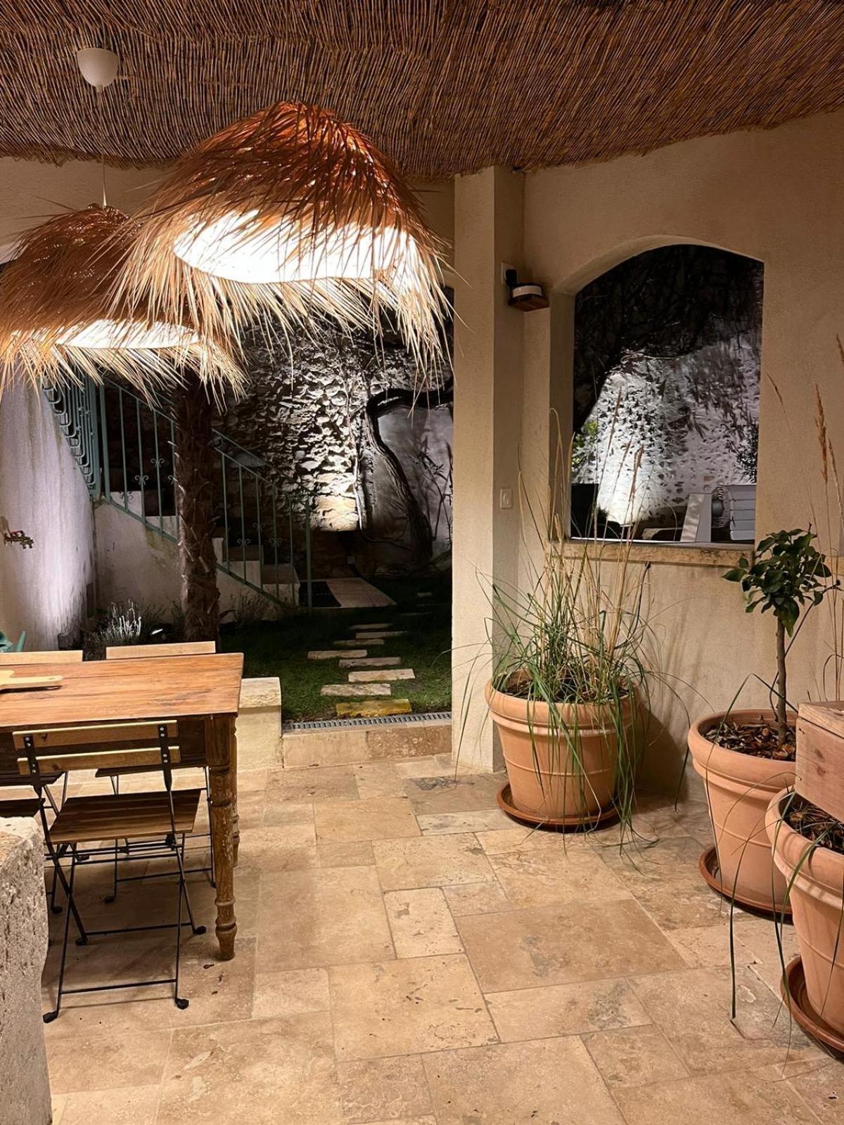 Drome Provencale Maison Familiale Calme Dans Village Valreas Exterior photo