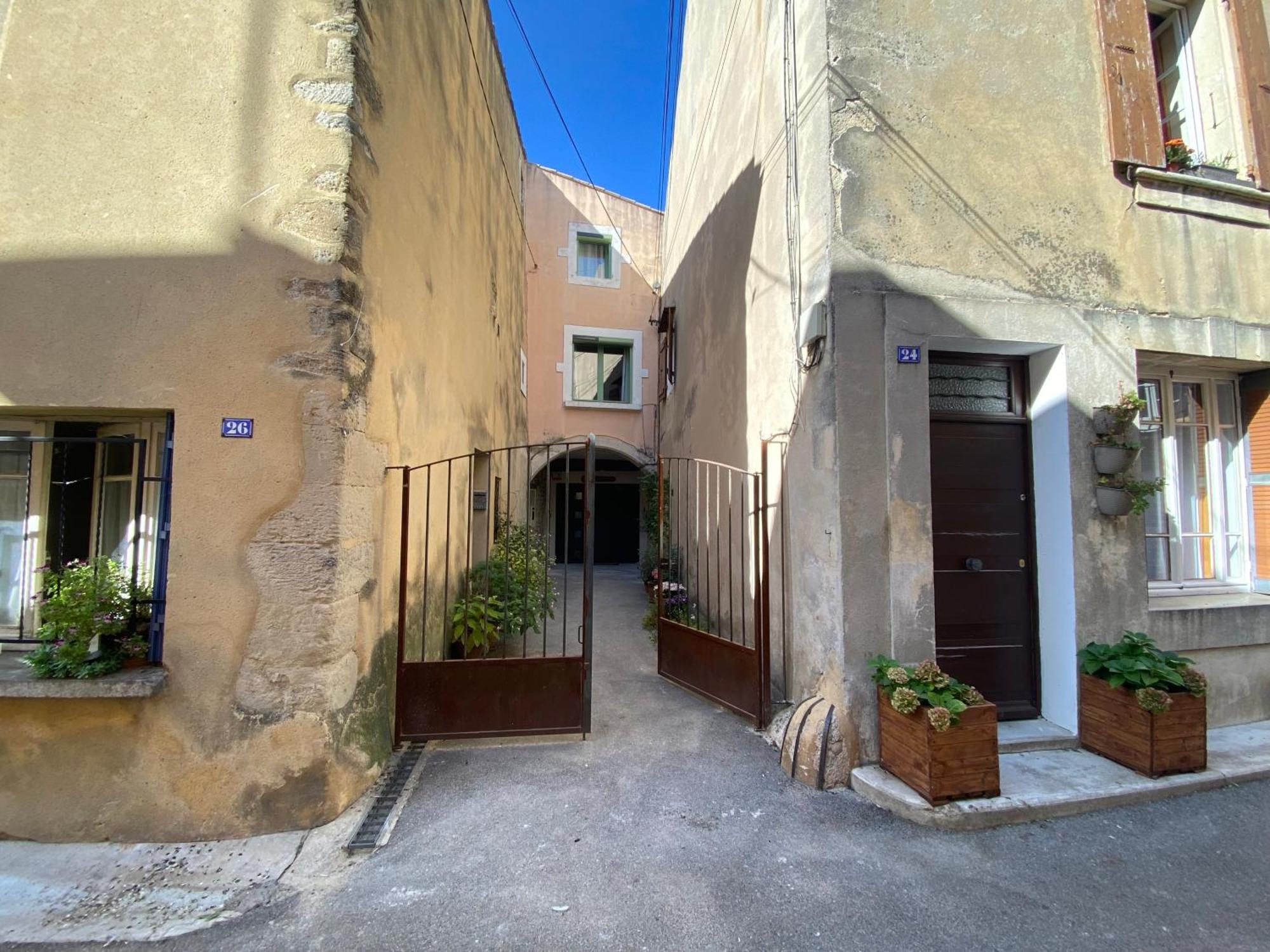 Drome Provencale Maison Familiale Calme Dans Village Valreas Exterior photo