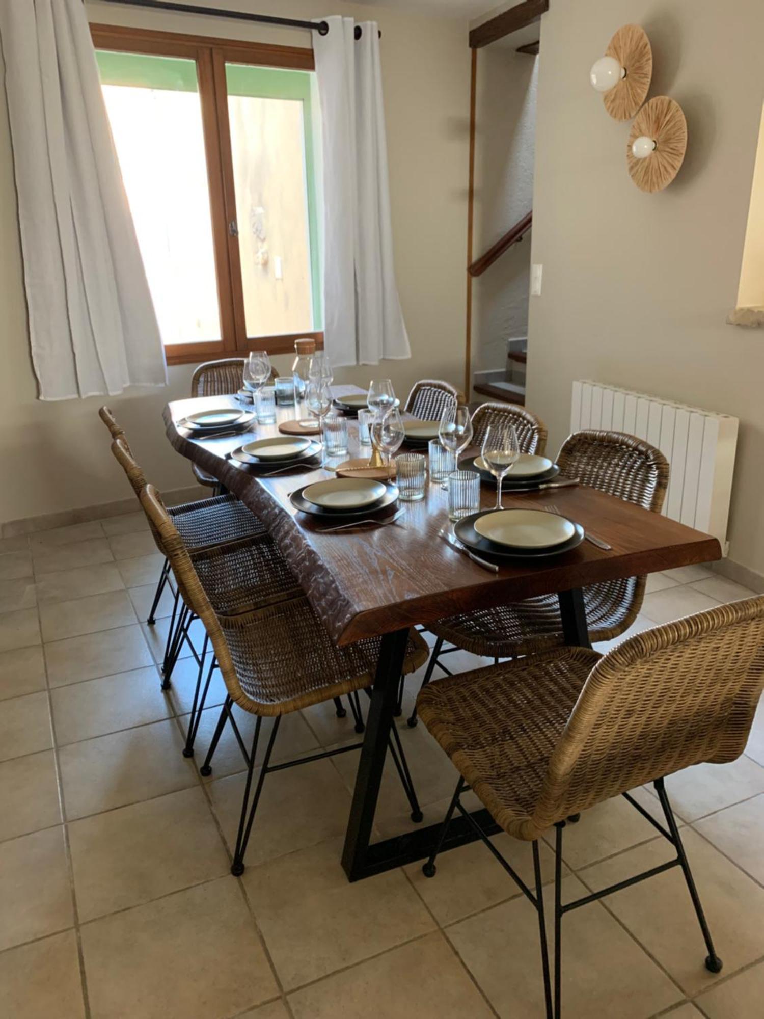Drome Provencale Maison Familiale Calme Dans Village Valreas Exterior photo